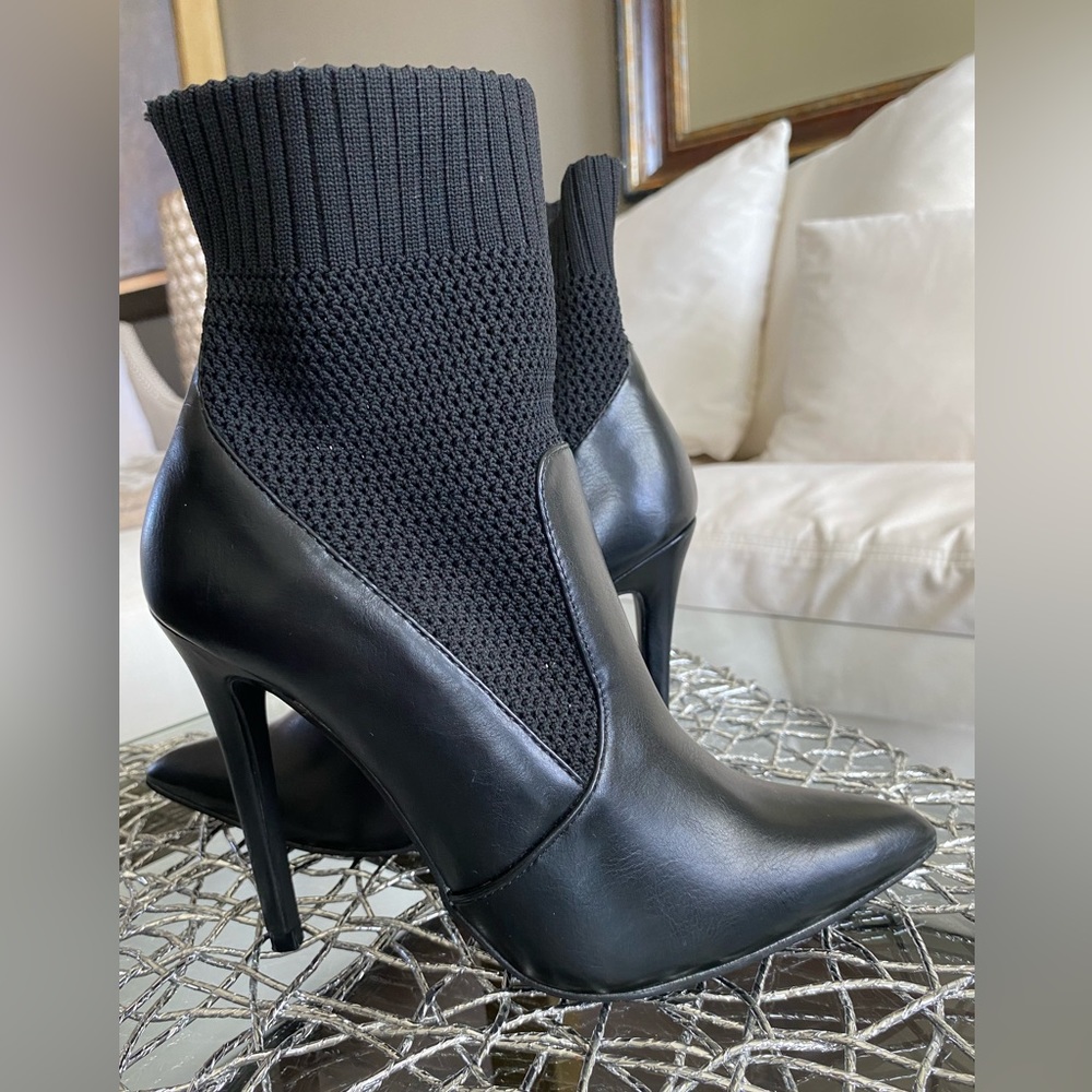 Black Stiletto Ankle Booties Size 7